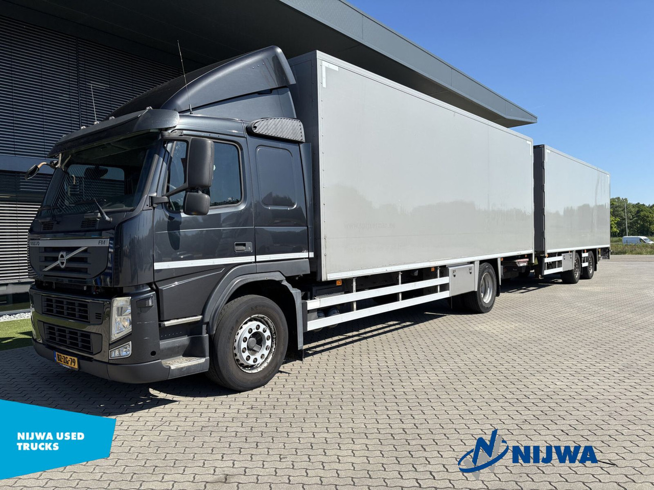 Volvo FM 330 4x2 I.C.M. HERTOGHS Aanhangwagen - Caminhão furgão: foto 1 Volvo FM 330 4x2 I.C.M. HERTOGHS Aanhangwagen - Caminhão furgão: foto 1