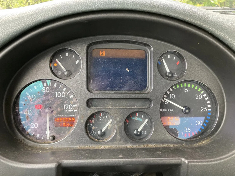 Caminhão chassi DAF CF65.180 Euro3 Manual / Laadklep: foto 6