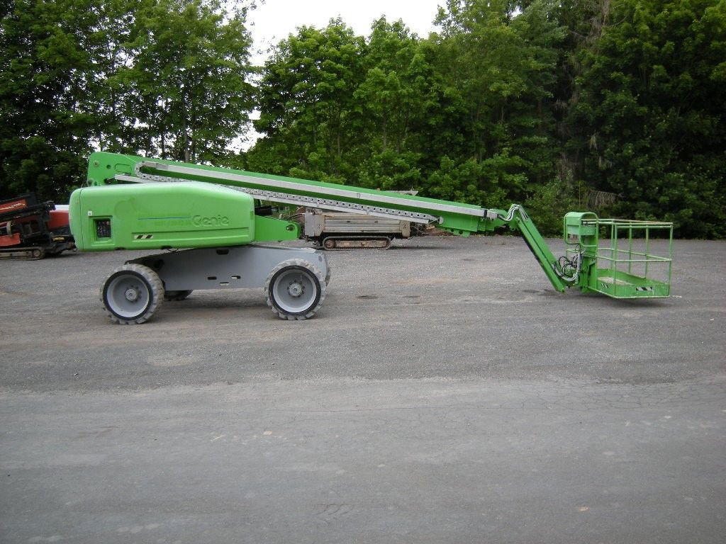 Caminhão com plataforma aérea Genie Arbeitsbühne Genie S-65, AH 22 m: foto 18