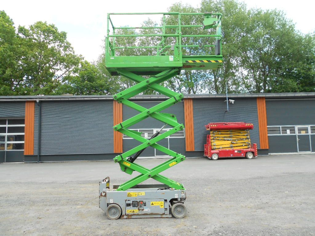 Genie GS 1932, Scherenarbeitsbühne Genie 8 m - Caminhão com plataforma aérea: foto 1 Genie GS 1932, Scherenarbeitsbühne Genie 8 m - Caminhão com plataforma aérea: foto 1