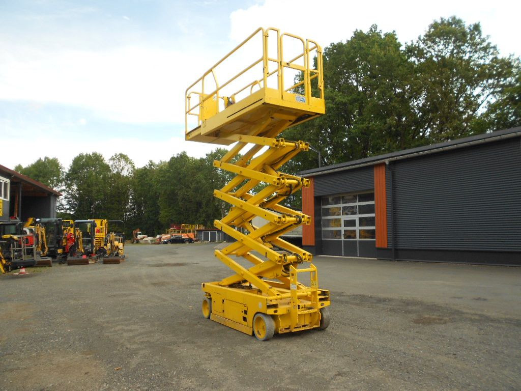 Plataforma de Tijera/ Plataforma de tesoura Genie GS 3246, Scherenarbeitsbühne Genie 11,9 m: foto 8