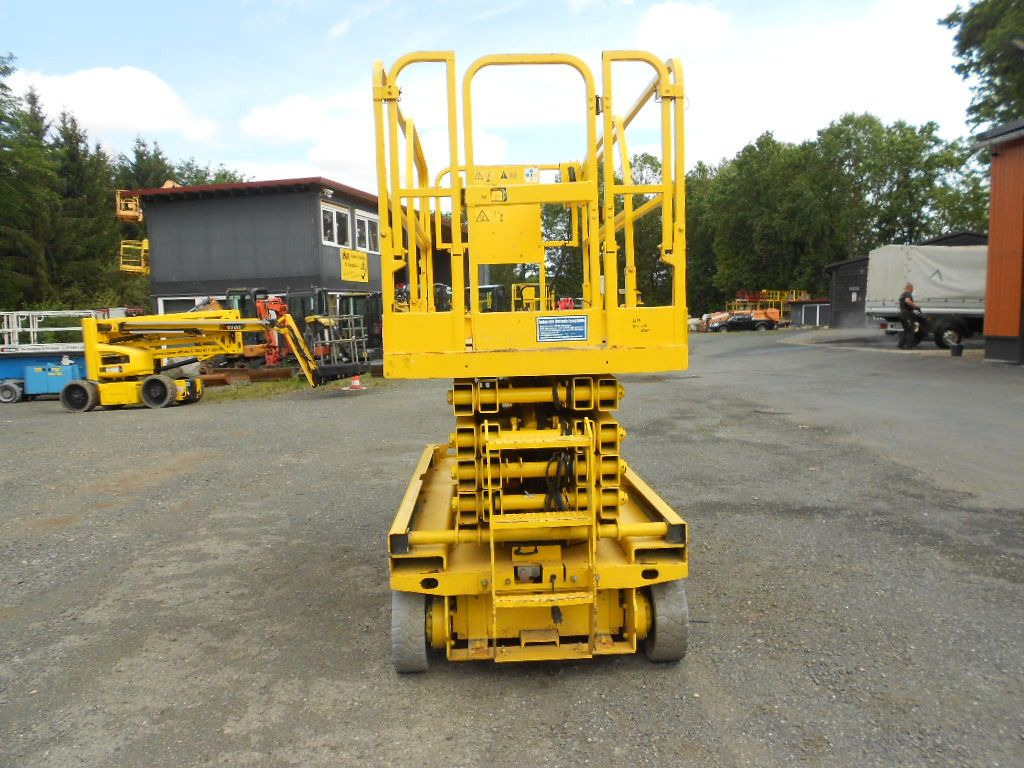Plataforma de Tijera/ Plataforma de tesoura Genie GS 3246, Scherenarbeitsbühne Genie 11,9 m: foto 23