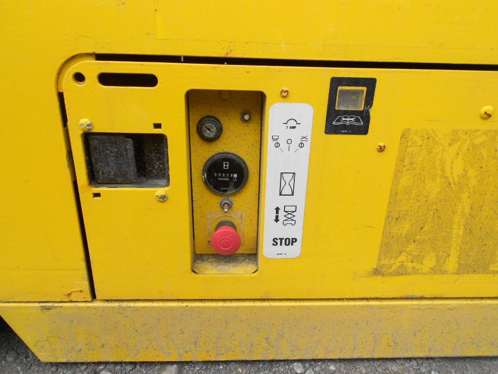 Plataforma de Tijera/ Plataforma de tesoura Genie GS 3246, Scherenarbeitsbühne Genie 11,9 m: foto 13