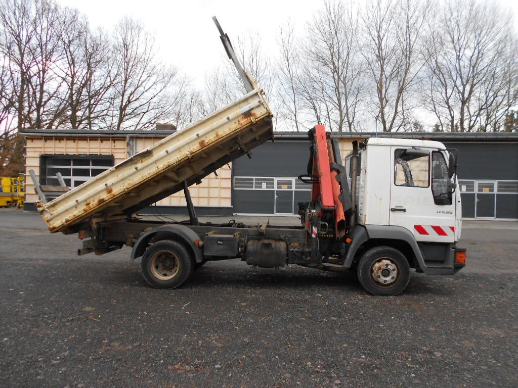 MAN MAN LE8.150 mit Palfinger PKG7001 - Caminhão basculante, Caminhão grua: foto 3 MAN MAN LE8.150 mit Palfinger PKG7001 - Caminhão basculante, Caminhão grua: foto 3