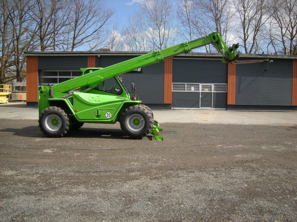 Merlo Panoramic P38.13 , SL33 - Empilhador telescópico: foto 1 Merlo Panoramic P38.13 , SL33 - Empilhador telescópico: foto 1