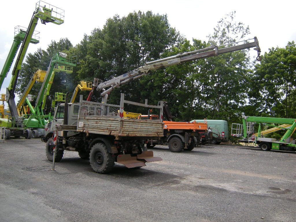 Unimog U1250 mit Kran - Furgão basculante: foto 3 Unimog U1250 mit Kran - Furgão basculante: foto 3