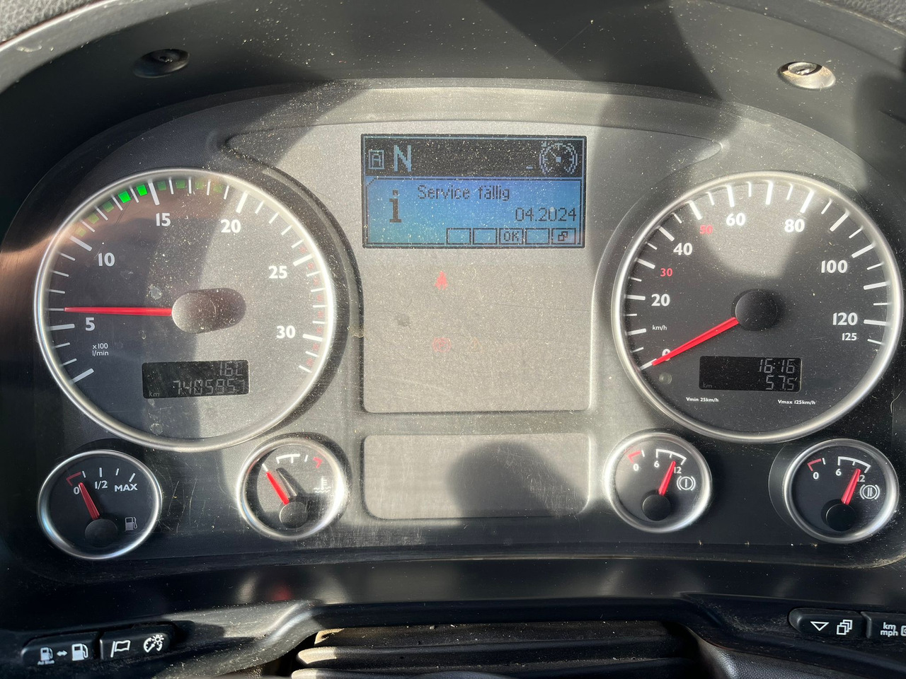 MAN TGS 26.440 6x4 Intarder - Caminhão basculante: foto 3 MAN TGS 26.440 6x4 Intarder - Caminhão basculante: foto 3