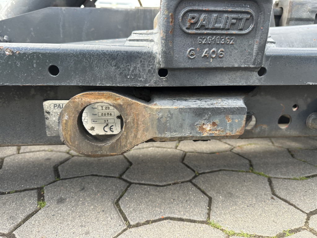 Palfinger PALIFT T 20Schub Knick Abrollkipper - Caminhão polibenne: foto 3 Palfinger PALIFT T 20Schub Knick Abrollkipper - Caminhão polibenne: foto 3