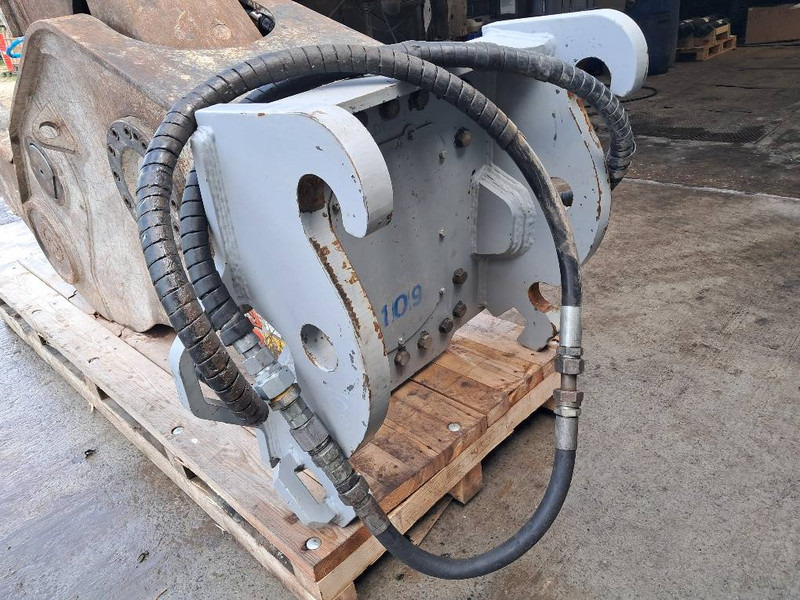 Demarec DSP45 Extreme - Tesoura de demolição de Máquina de construção: foto 4 Demarec DSP45 Extreme - Tesoura de demolição de Máquina de construção: foto 4