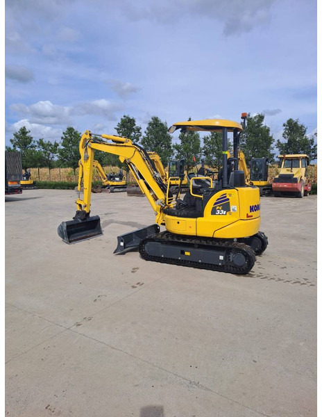 Komatsu PC33E-6 - Mini escavadeira: foto 2 Komatsu PC33E-6 - Mini escavadeira: foto 2