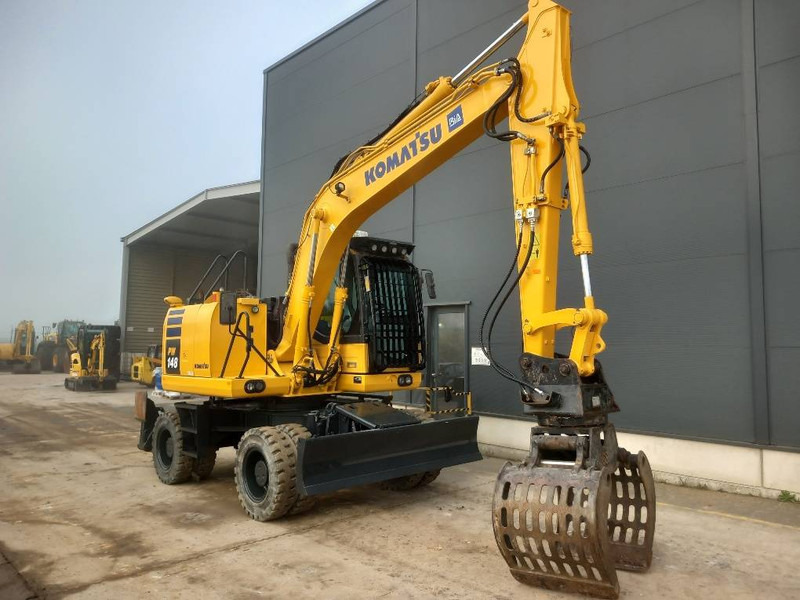 Komatsu PW148-10 - Escavadeira de rodas: foto 2 Komatsu PW148-10 - Escavadeira de rodas: foto 2