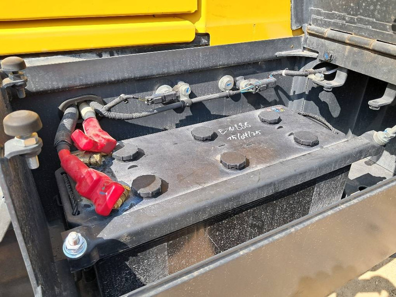 Komatsu WA500-8E0 - Carregadeira de rodas: foto 4 Komatsu WA500-8E0 - Carregadeira de rodas: foto 4