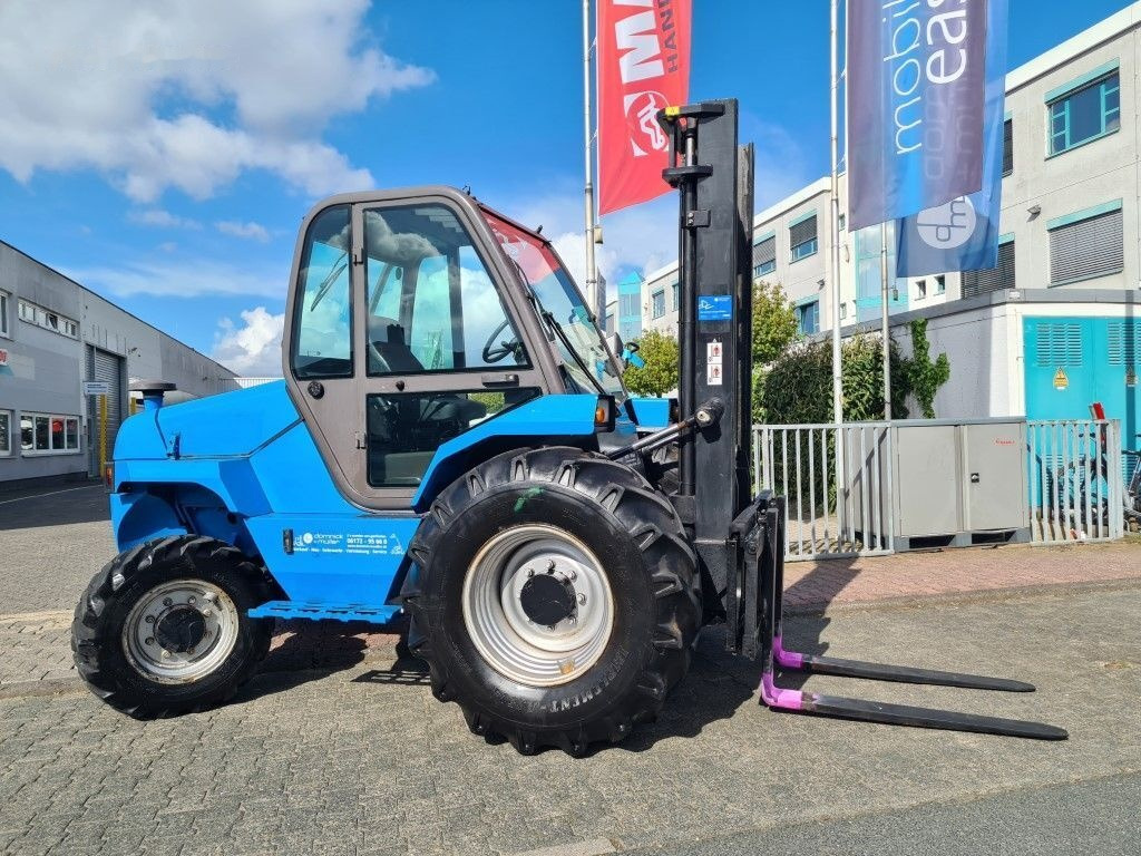 Empilhador todo-o-terreno Manitou M 30.4: foto 1