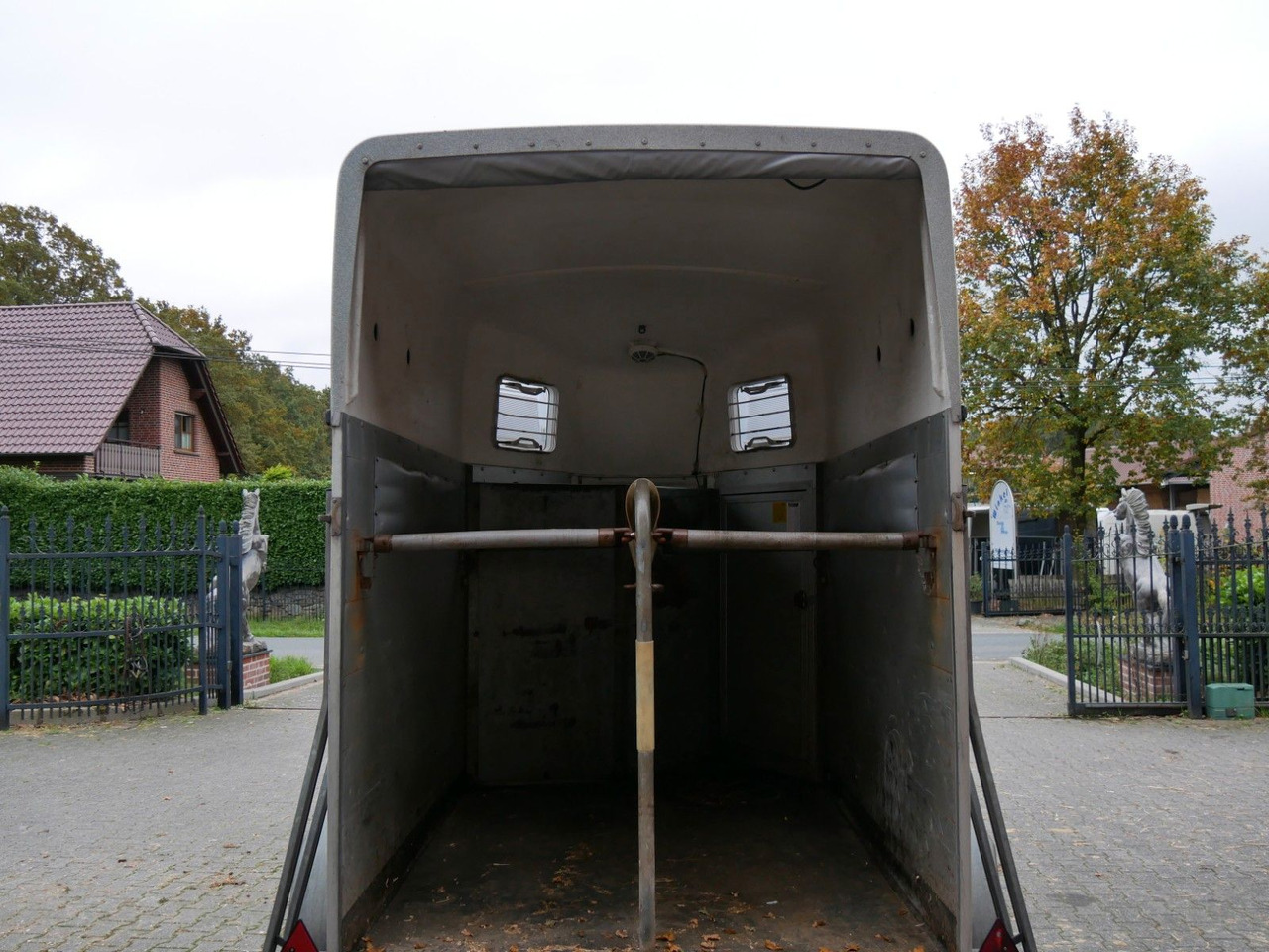 Böckmann Alu 2 Pferde mit Sattelkammer - Reboque transporte de gado: foto 5 Böckmann Alu 2 Pferde mit Sattelkammer - Reboque transporte de gado: foto 5