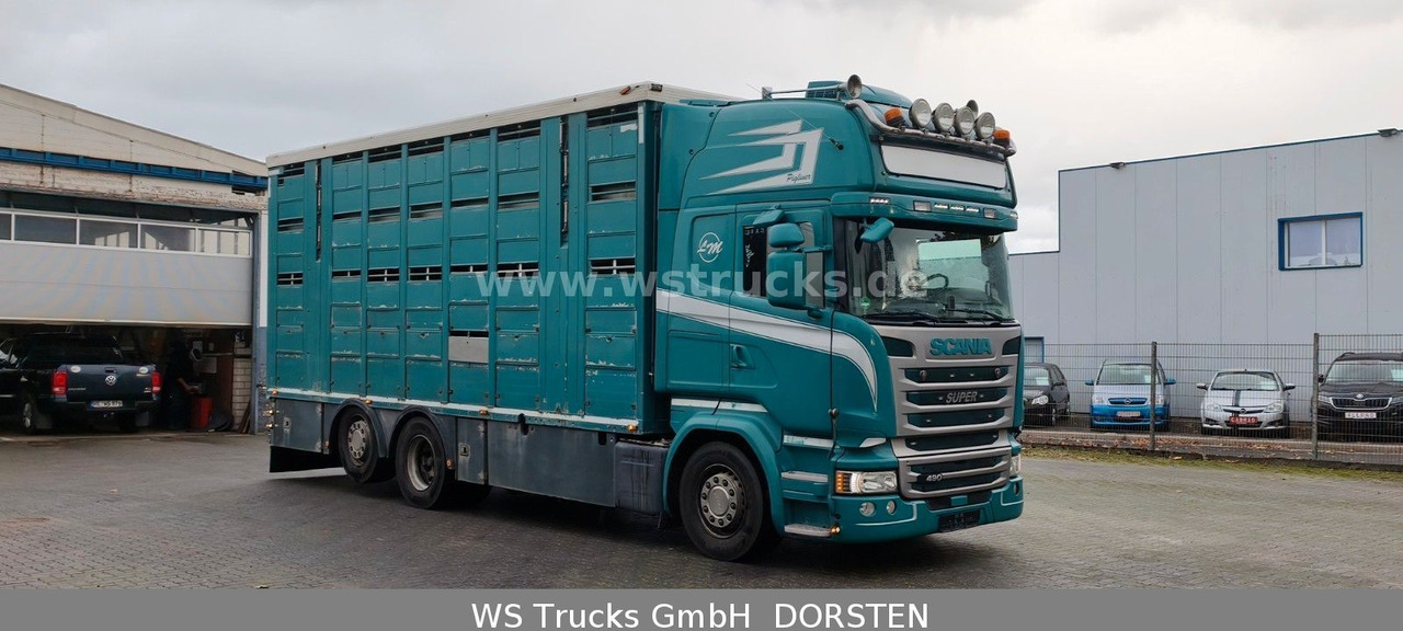 Scania R 490 Topline Menke 4 Stock Hubdach | Retader - Caminhão para transporte de cavalos: foto 2 Scania R 490 Topline Menke 4 Stock Hubdach | Retader - Caminhão para transporte de cavalos: foto 2