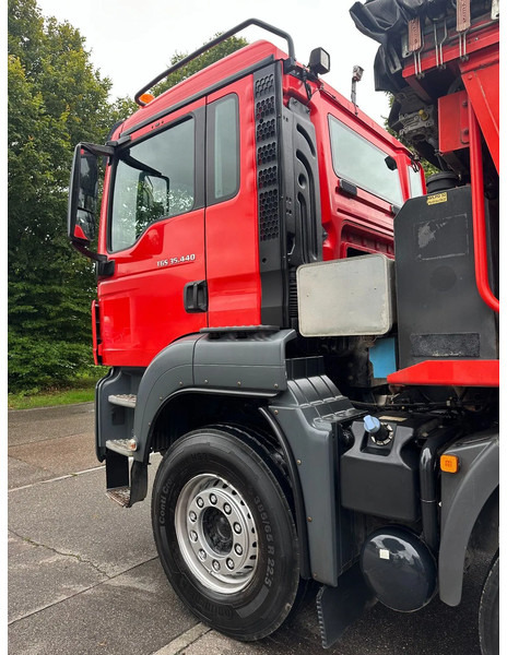 MAN TGS 35.440 8x4*blatt* FLIEGL*Asphaltschieber*Schubboden - Caminhão: foto 5 MAN TGS 35.440 8x4*blatt* FLIEGL*Asphaltschieber*Schubboden - Caminhão: foto 5