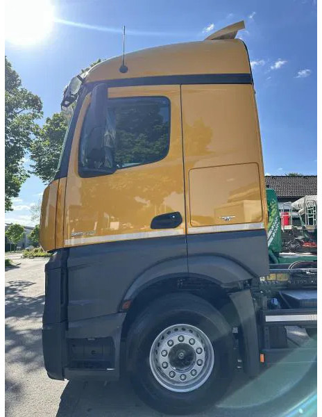 Mercedes-Benz Actros 2645 6x2 ABROLLER Lenk/Lift MEILLER 2170 Intarder - Caminhão polibenne, Caminhão grua: foto 3 Mercedes-Benz Actros 2645 6x2 ABROLLER Lenk/Lift MEILLER 2170 Intarder - Caminhão polibenne, Caminhão grua: foto 3