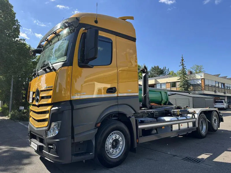 Mercedes-Benz Actros 2645 6x2 ABROLLER Lenk/Lift MEILLER 2170 Intarder - Caminhão polibenne, Caminhão grua: foto 1 Mercedes-Benz Actros 2645 6x2 ABROLLER Lenk/Lift MEILLER 2170 Intarder - Caminhão polibenne, Caminhão grua: foto 1