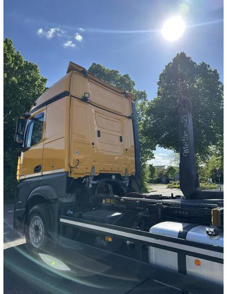 Mercedes-Benz Actros 2645 6x2 ABROLLER Lenk/Lift MEILLER 2170 Intarder - Caminhão polibenne, Caminhão grua: foto 4 Mercedes-Benz Actros 2645 6x2 ABROLLER Lenk/Lift MEILLER 2170 Intarder - Caminhão polibenne, Caminhão grua: foto 4