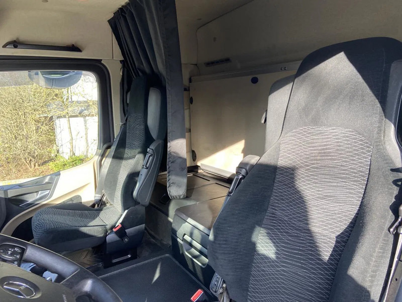Tractor Mercedes-Benz Actros 1840 LS Standard Euro 6: foto 13