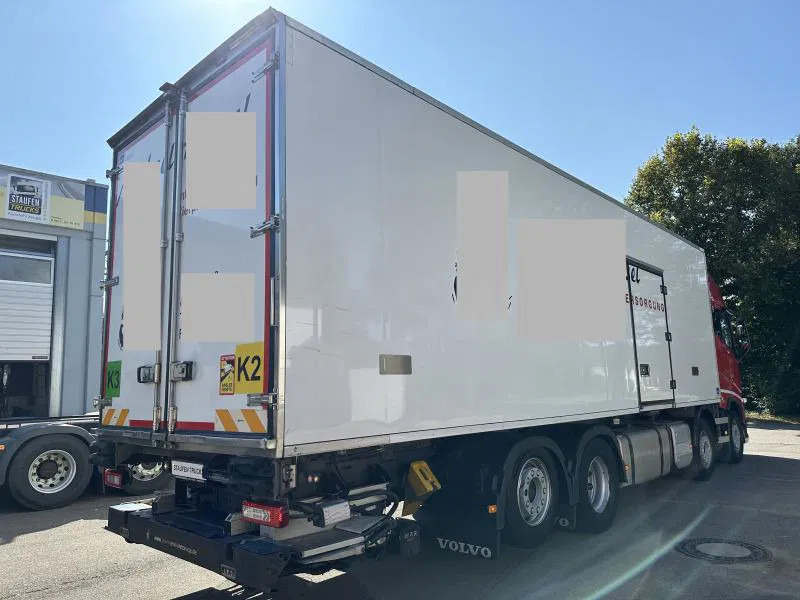 Volvo FH 16 550XL*8x2*Tief Kühlkoffer*ThermoKing*LBW - Caminhão frigorífico: foto 5 Volvo FH 16 550XL*8x2*Tief Kühlkoffer*ThermoKing*LBW - Caminhão frigorífico: foto 5