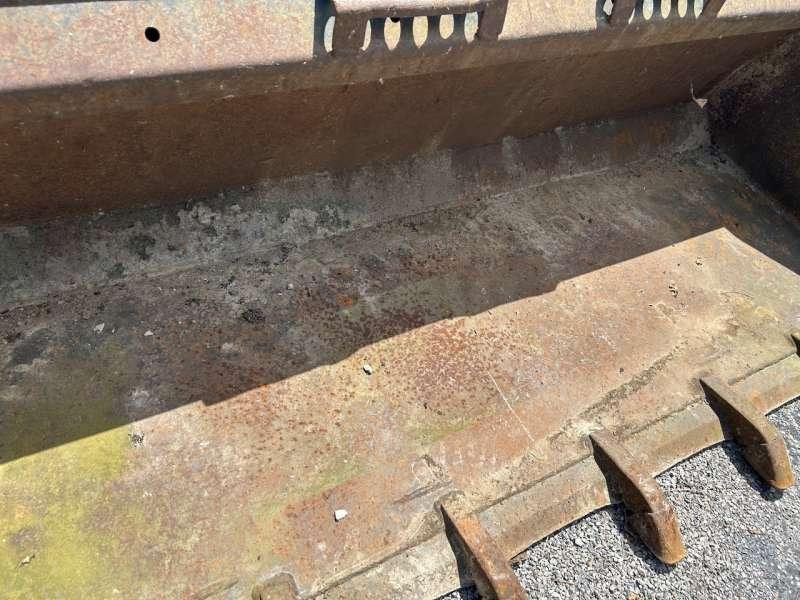 1700mm - Balde para carregadeiras: foto 3 1700mm - Balde para carregadeiras: foto 3