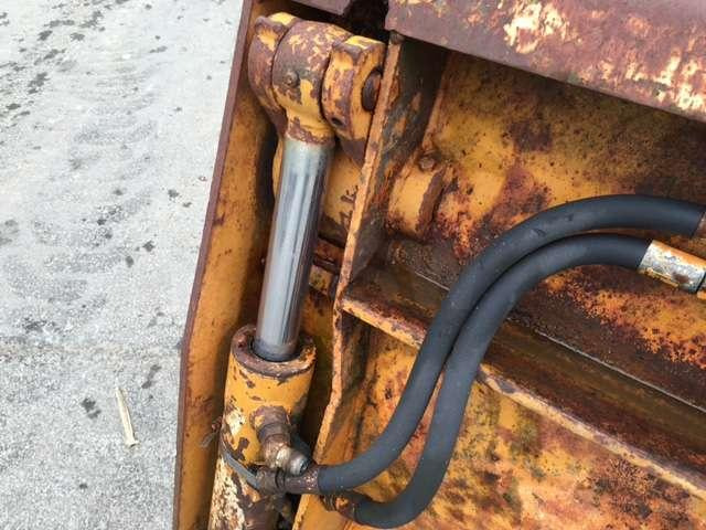 CASE 2340mm - Type tractopelle - Balde para carregadeiras: foto 3 CASE 2340mm - Type tractopelle - Balde para carregadeiras: foto 3