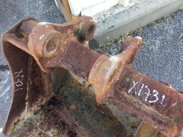 VOLVO EC 35 - Axes 40mm - 560mm - Balde escavadora: foto 2 VOLVO EC 35 - Axes 40mm - 560mm - Balde escavadora: foto 2