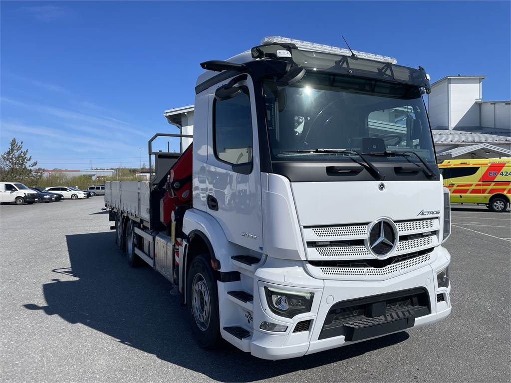 Mercedes-Benz ACTROS 2532L 6x2 - Caminhão grua: foto 2 Mercedes-Benz ACTROS 2532L 6x2 - Caminhão grua: foto 2