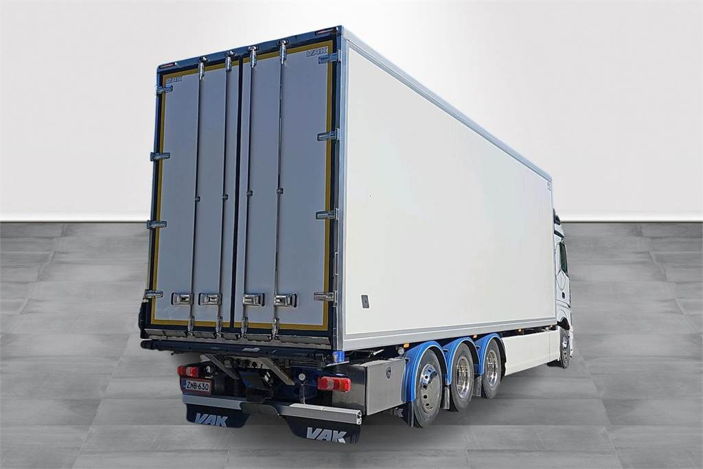 Mercedes-Benz ACTROS L 580hv 4-aks FRC 02/2026 - Caminhão isotérmico: foto 5 Mercedes-Benz ACTROS L 580hv 4-aks FRC 02/2026 - Caminhão isotérmico: foto 5