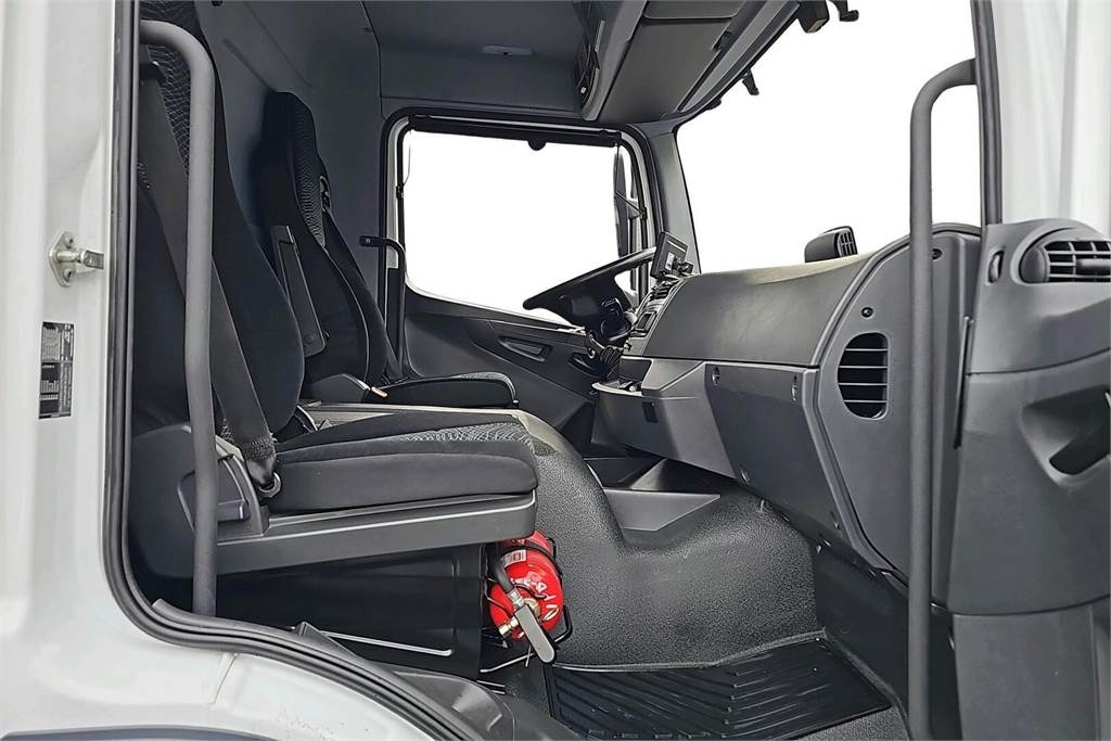 Caminhão furgão Mercedes-Benz ATEGO 1224L: foto 17