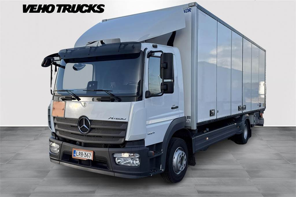Mercedes-Benz ATEGO 1224L UMPIKORI + PL - Caminhão furgão: foto 1 Mercedes-Benz ATEGO 1224L UMPIKORI + PL - Caminhão furgão: foto 1