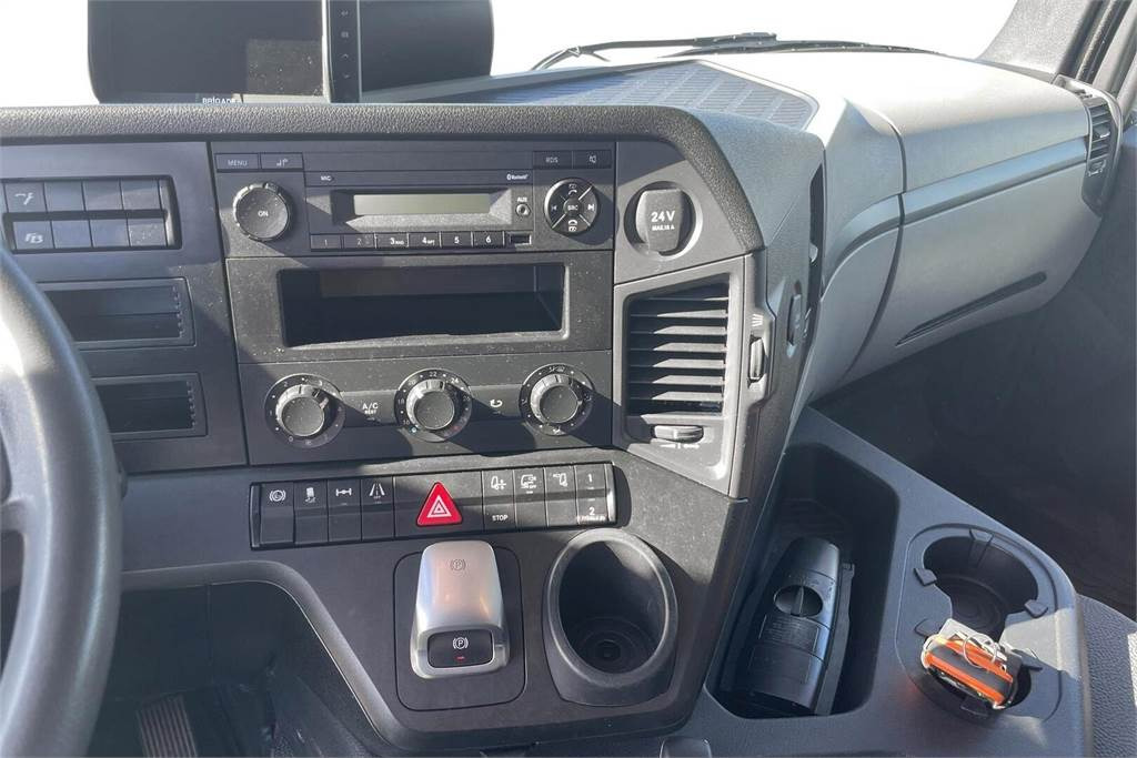 Caminhão isotérmico Mercedes-Benz Actros 1827 4x2 8,7m umpikori+PL nostin: foto 8