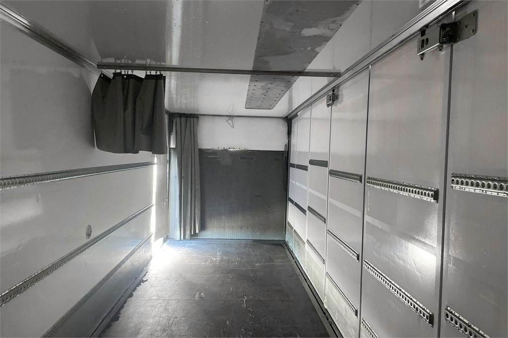 Caminhão isotérmico Mercedes-Benz Actros 1827 4x2 8,7m umpikori+PL nostin: foto 6