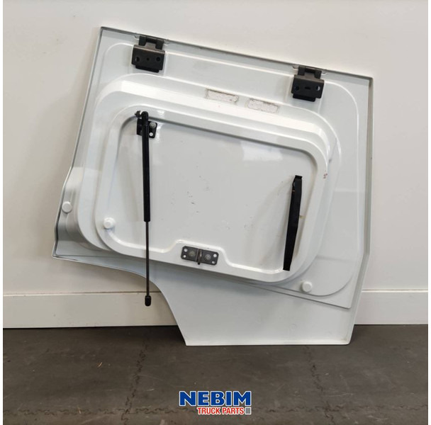 Renault Renault - 7482376484 - Bagageluik T-serie rechts - Peça de reposição de Caminhão: foto 2 Renault Renault - 7482376484 - Bagageluik T-serie rechts - Peça de reposição de Caminhão: foto 2