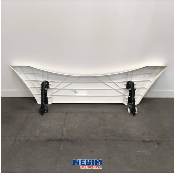 Volvo Volvo - 82432046 - Dakspoiler FH4 Cabinehoogte 215 / 230 - Peça de reposição de Caminhão: foto 4 Volvo Volvo - 82432046 - Dakspoiler FH4 Cabinehoogte 215 / 230 - Peça de reposição de Caminhão: foto 4