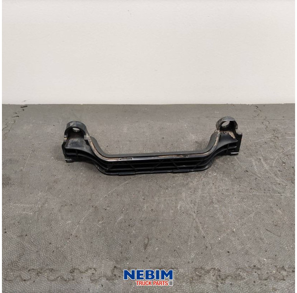 Volvo Volvo - 84186188 - Handgreep rechts - Peça de reposição de Caminhão: foto 2 Volvo Volvo - 84186188 - Handgreep rechts - Peça de reposição de Caminhão: foto 2