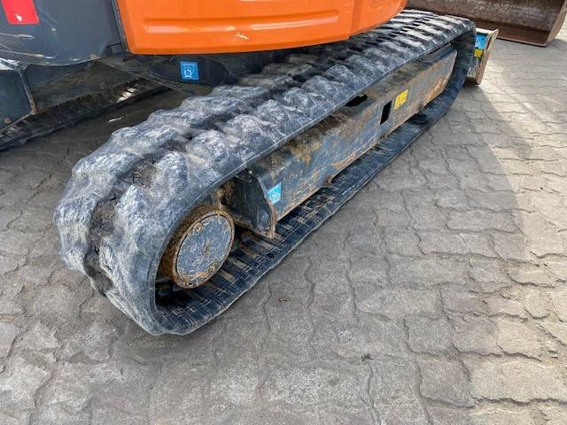 Mini escavadeira Hitachi ZX 26 U-6 MIETE / RENTAL (12002050): foto 18
