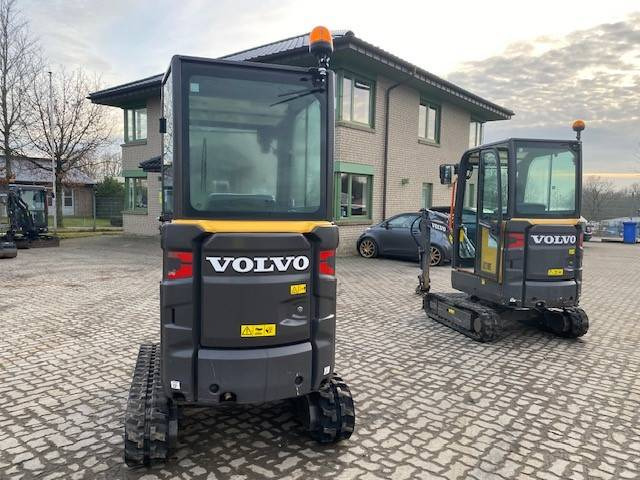 Volvo EC 20 E MIETE / RENTAL (12001812) - Mini escavadeira: foto 4 Volvo EC 20 E MIETE / RENTAL (12001812) - Mini escavadeira: foto 4
