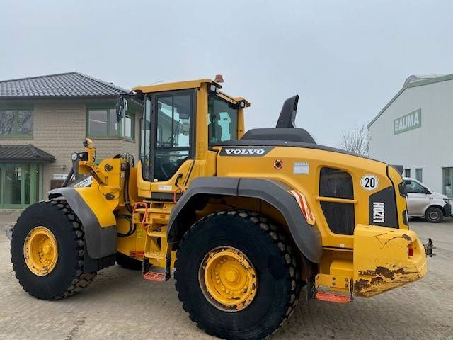 Volvo L 120 H MIETE / RENTAL (12000892) - Carregadeira de rodas: foto 3 Volvo L 120 H MIETE / RENTAL (12000892) - Carregadeira de rodas: foto 3