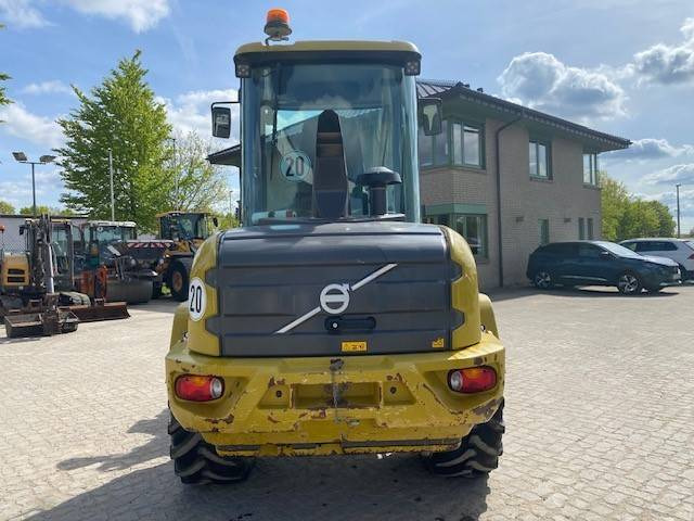 Volvo L 35 G MIETE / RENTAL (12002209) - Carregadeira de rodas: foto 3 Volvo L 35 G MIETE / RENTAL (12002209) - Carregadeira de rodas: foto 3