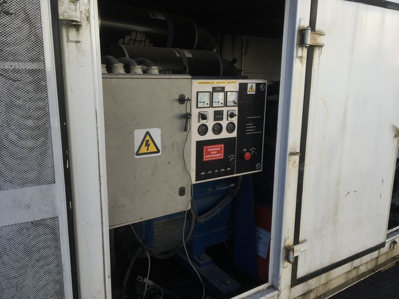 Detroit Diesel AMFORD DETROIT DIESEL 8V92TA GENERATOR 450 KVA USED - Gerador elétrico: foto 5 Detroit Diesel AMFORD DETROIT DIESEL 8V92TA GENERATOR 450 KVA USED - Gerador elétrico: foto 5