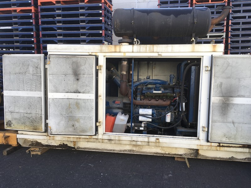 Detroit Diesel AMFORD DETROIT DIESEL 8V92TA GENERATOR 450 KVA USED - Gerador elétrico: foto 2 Detroit Diesel AMFORD DETROIT DIESEL 8V92TA GENERATOR 450 KVA USED - Gerador elétrico: foto 2