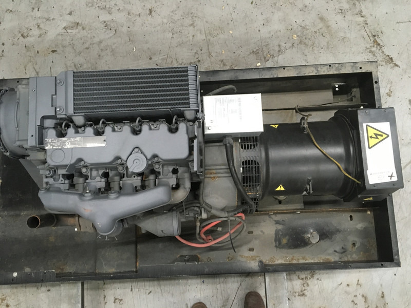 Deutz BF4L2011 GENERATOR 40KVA NEW - Gerador elétrico: foto 5 Deutz BF4L2011 GENERATOR 40KVA NEW - Gerador elétrico: foto 5