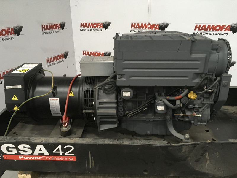 Deutz BF4L2011 GENERATOR 40KVA NEW - Gerador elétrico: foto 1 Deutz BF4L2011 GENERATOR 40KVA NEW - Gerador elétrico: foto 1