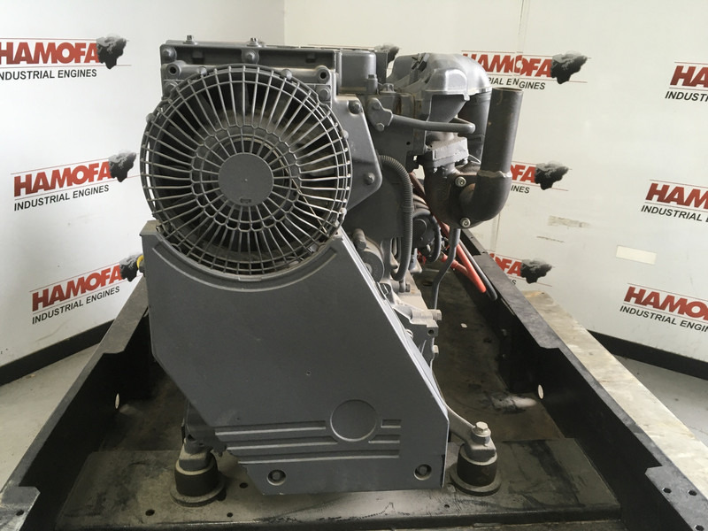 Deutz BF4L2011 GENERATOR 40KVA NEW - Gerador elétrico: foto 3 Deutz BF4L2011 GENERATOR 40KVA NEW - Gerador elétrico: foto 3