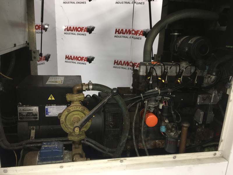 Lombardini LDW 2004 GENERATOR 20 KVA USED - Gerador elétrico: foto 4 Lombardini LDW 2004 GENERATOR 20 KVA USED - Gerador elétrico: foto 4