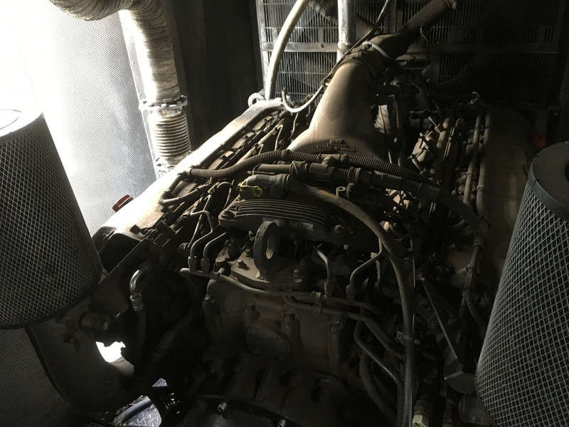 MTU 12V1600G10F GENERATOR 700KVA USED - Gerador elétrico: foto 3 MTU 12V1600G10F GENERATOR 700KVA USED - Gerador elétrico: foto 3