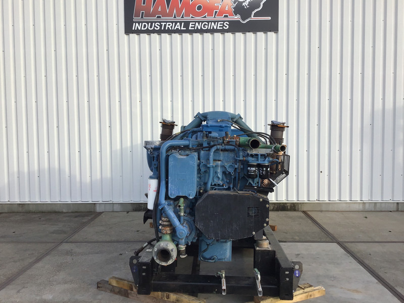 MTU 16V2000 GENERATOR 900KVA USED - Gerador elétrico: foto 4 MTU 16V2000 GENERATOR 900KVA USED - Gerador elétrico: foto 4