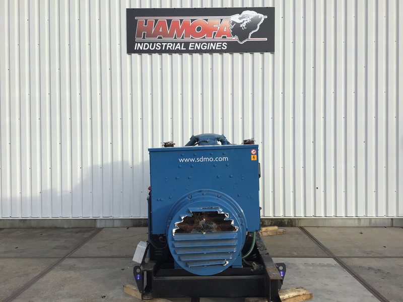 MTU 16V2000 GENERATOR 900KVA USED - Gerador elétrico: foto 3 MTU 16V2000 GENERATOR 900KVA USED - Gerador elétrico: foto 3